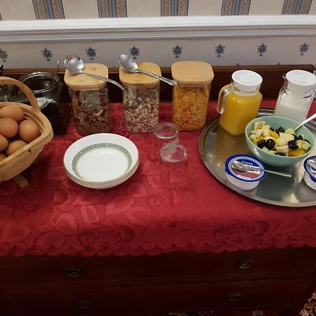 デューズバリー Heath House Bed & Breakfast エクステリア 写真